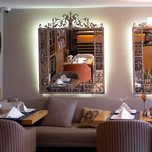 Hotel Sky ***