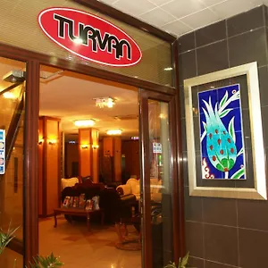 Hotel Turvan ***